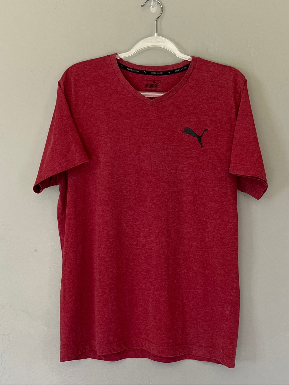 Puma Men’s Heather Red Short Sleeve V-Neck Performance Active Tee Size L
